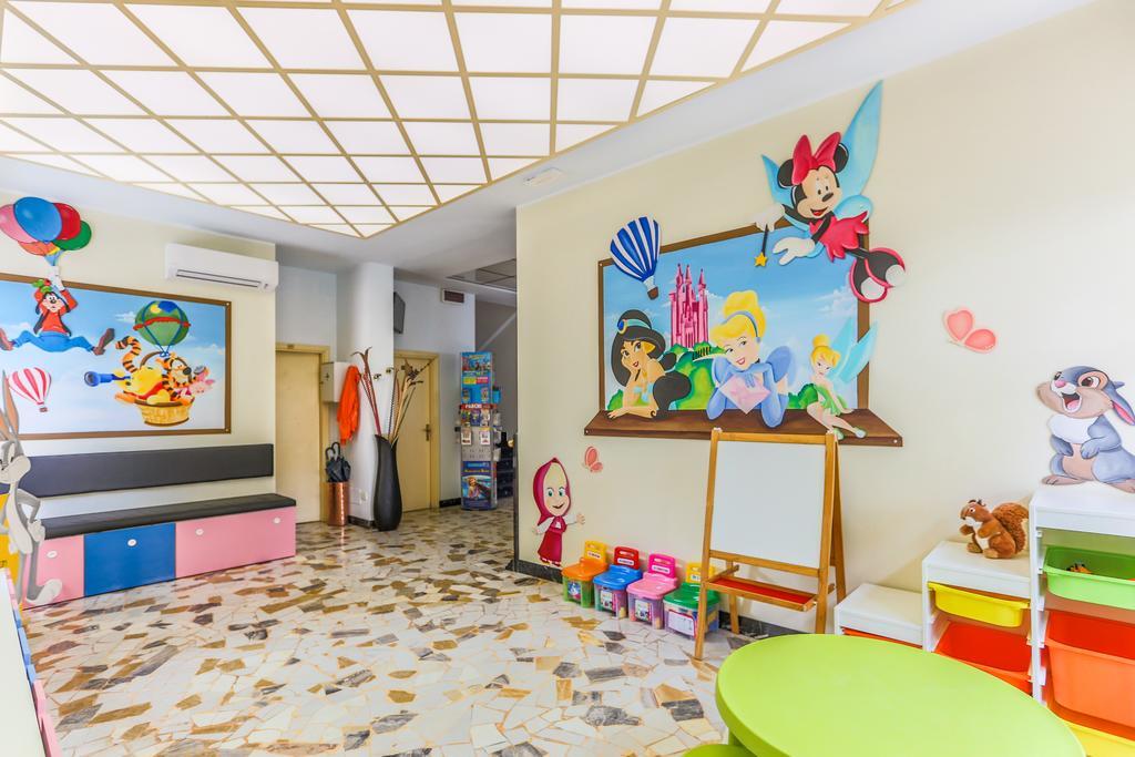 Hotel San Marino Riccione Buitenkant foto